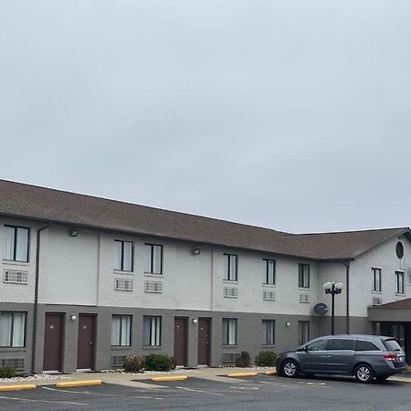 Americas Best Value Inn West Frankfort Exterior foto